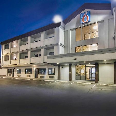 Motel 6-Atlanta, Ga - Downtown מראה חיצוני תמונה