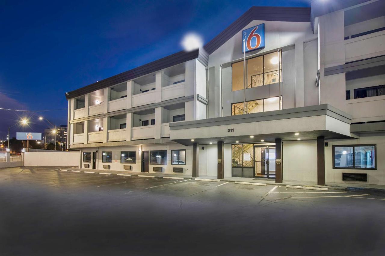 Motel 6-Atlanta, Ga - Downtown מראה חיצוני תמונה