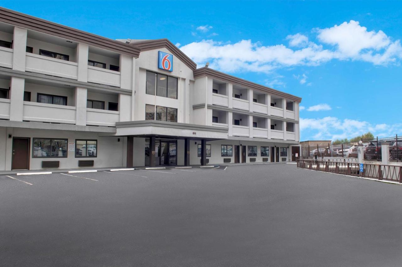 Motel 6-Atlanta, Ga - Downtown מראה חיצוני תמונה